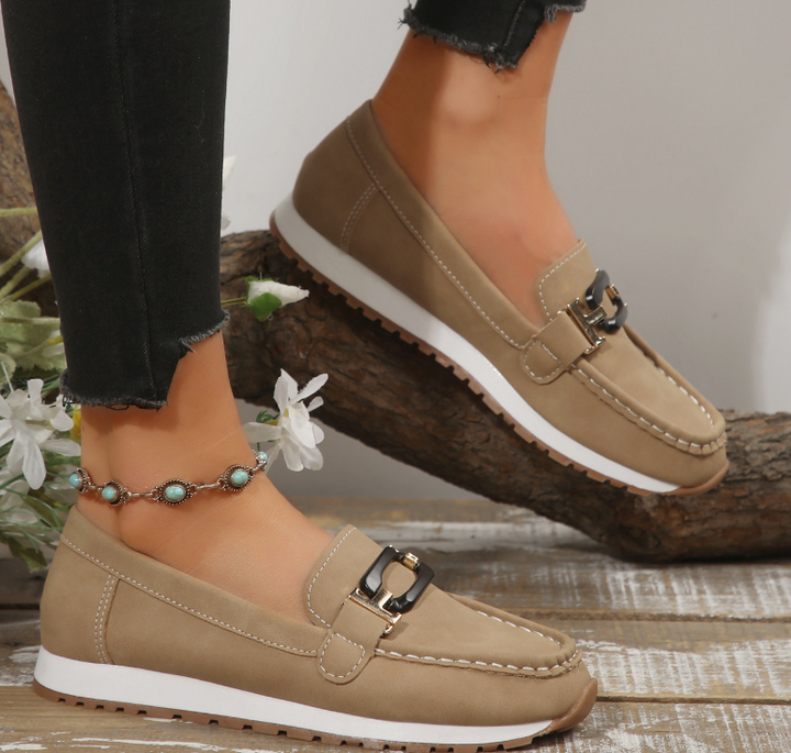 Isla | Chain-Detail Comfort Loafers