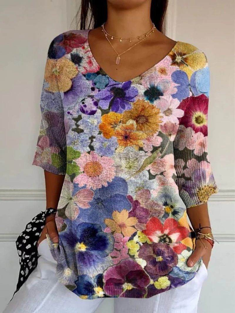 Verity | Blooming Floral V-Neck Tunic
