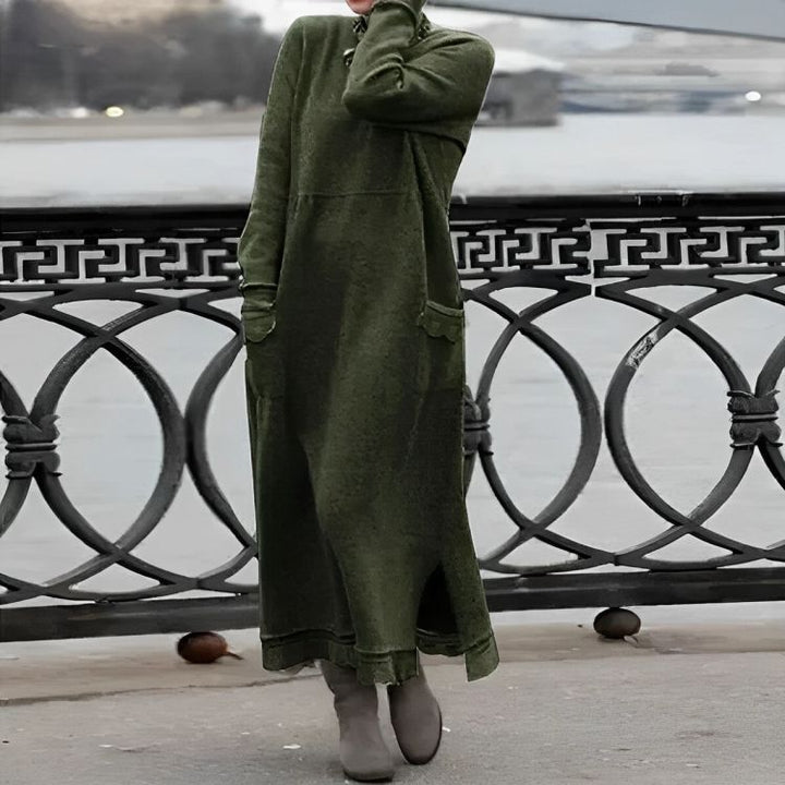 Carolyn | Relaxed Turtleneck Maxi Dress