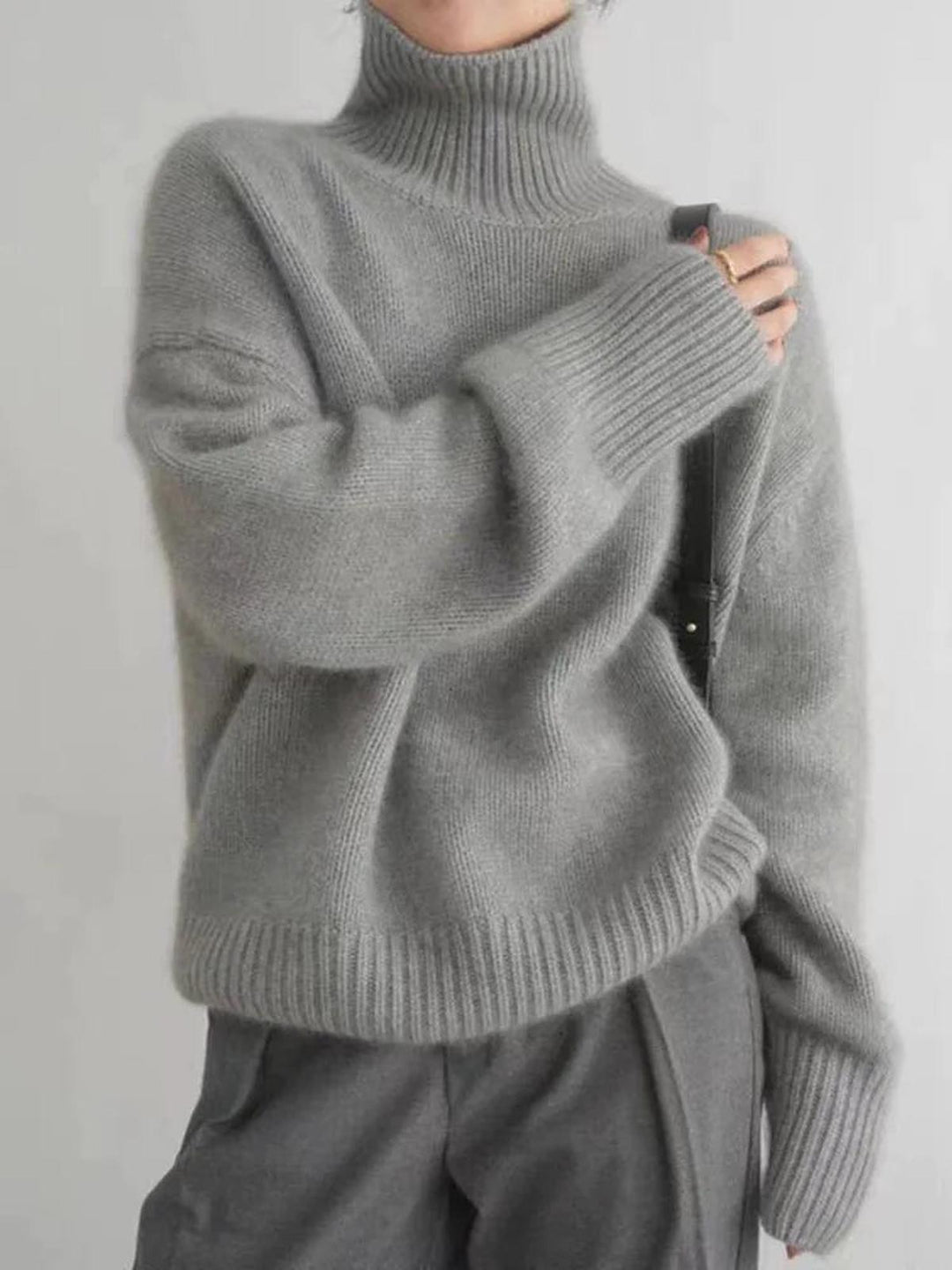 Willow | Relaxed Roll-Neck Jumper