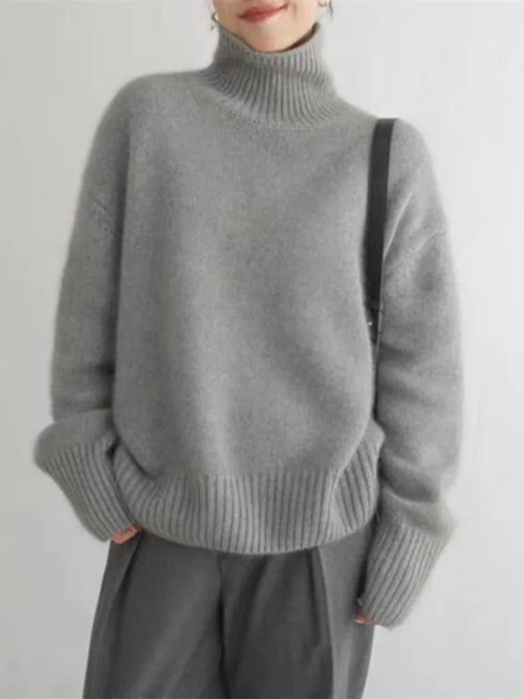 Willow | Relaxed Roll-Neck Jumper