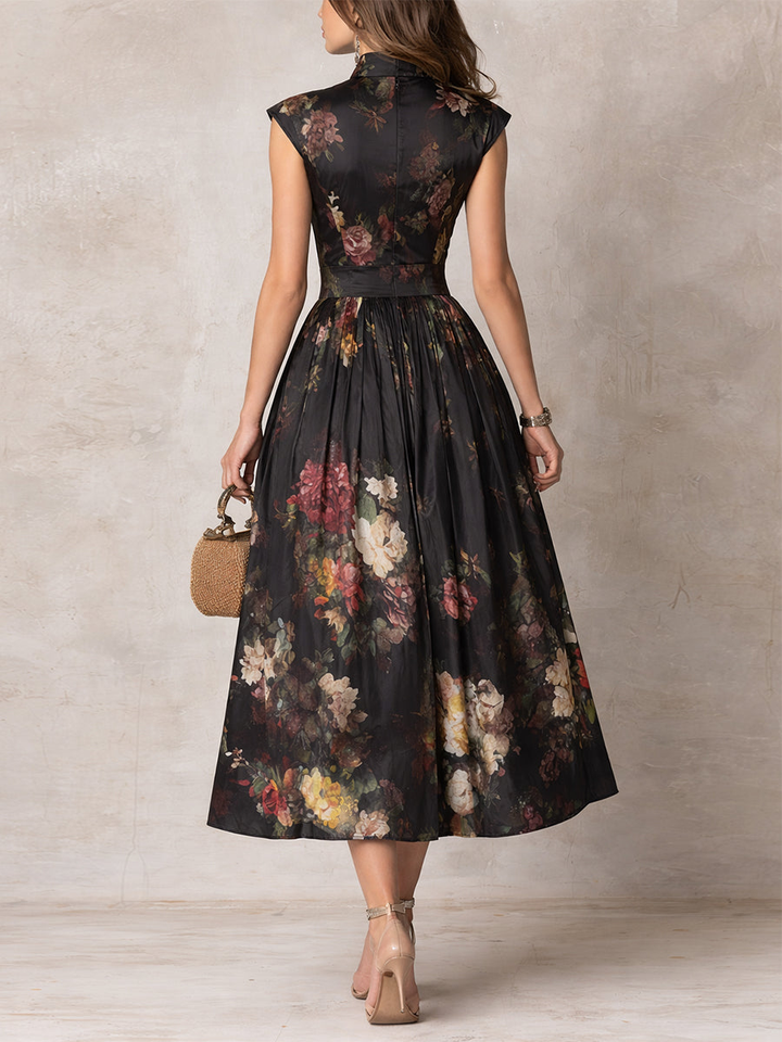Camellia | Floral Keyhole Pleated Midi Dress