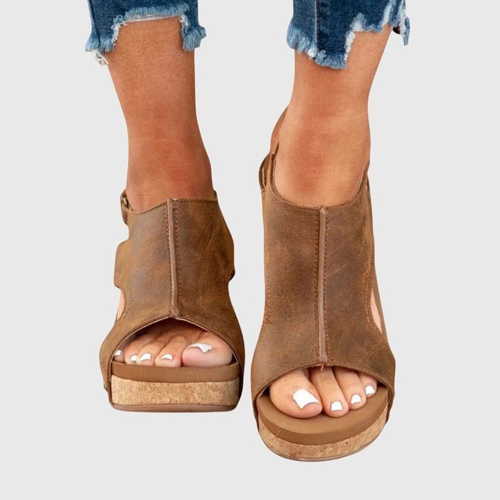 Della | Open-Toe Comfort Sandals