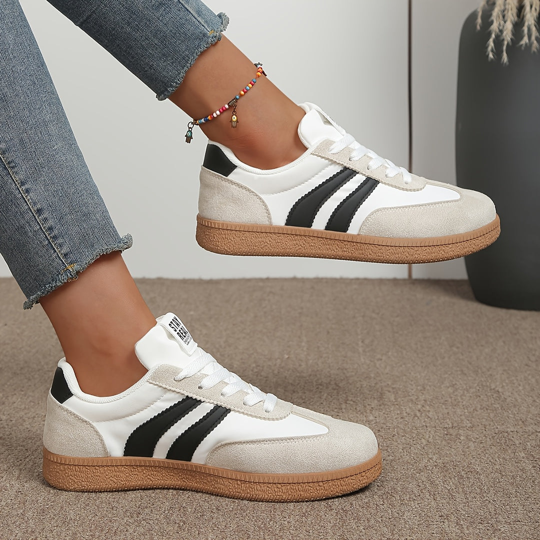 Noreen | Classic Striped Sneakers