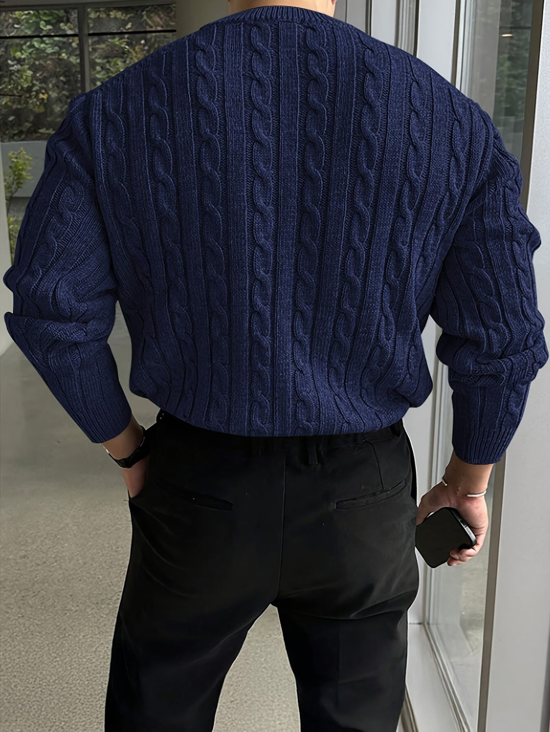 Hartley | Cable-Knit Round Neck Jumper