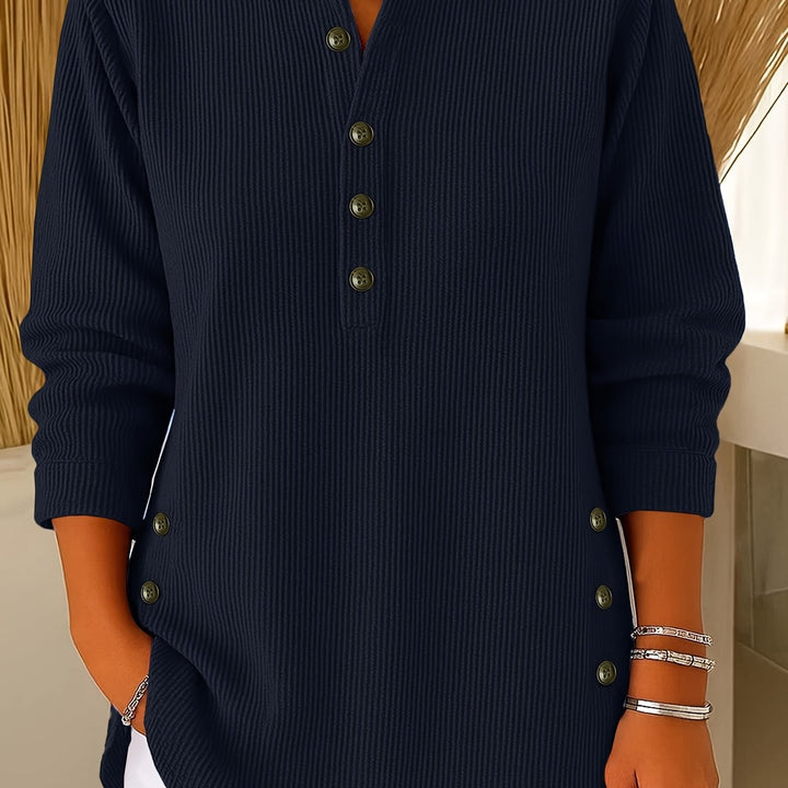 Corinne | Relaxed Button-Detail Top