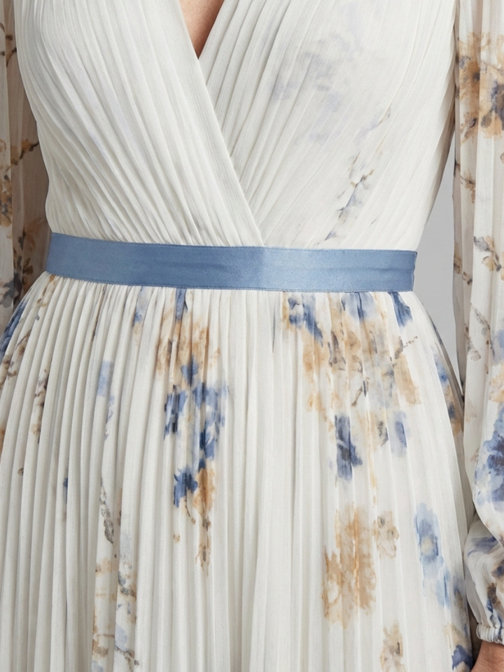 Sybil | Flowing Pleated Maxi Dress