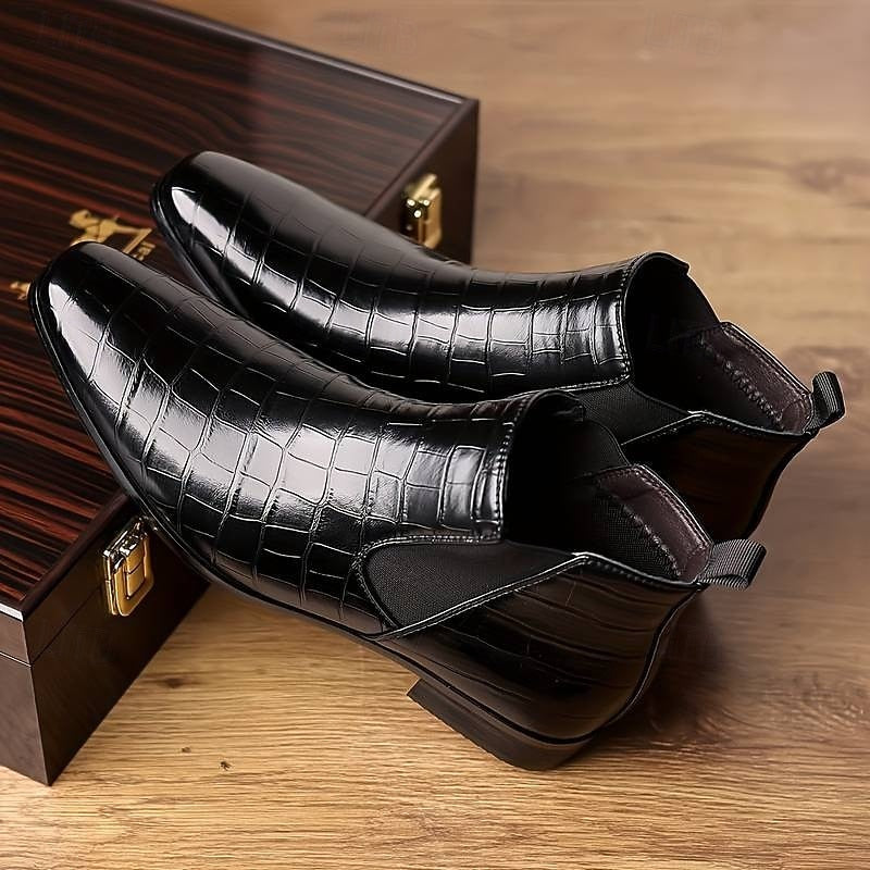 Harlan | Textured Chelsea Boots