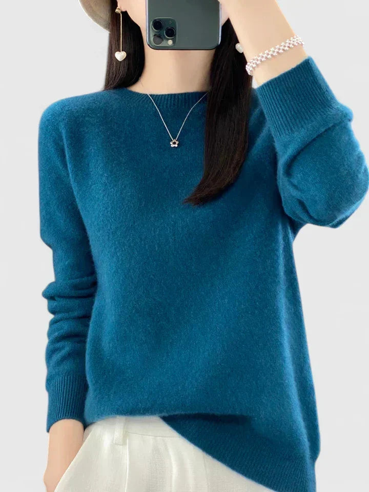 Carolyn | Soft-Knit Round-Neck Jumper