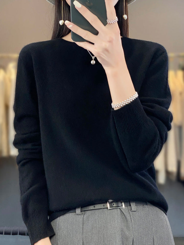 Carolyn | Soft-Knit Round-Neck Jumper