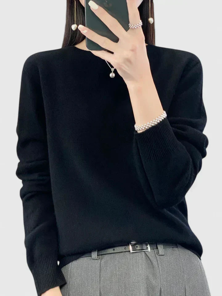 Carolyn | Soft-Knit Round-Neck Jumper