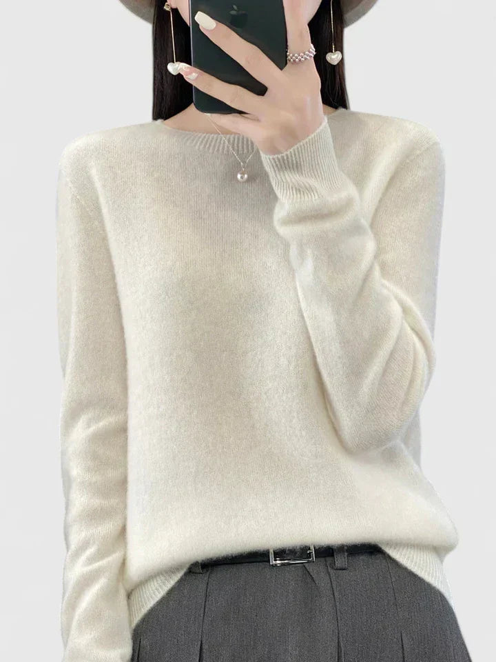 Carolyn | Soft-Knit Round-Neck Jumper