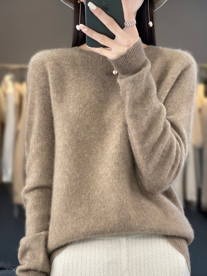 Carolyn | Soft-Knit Round-Neck Jumper