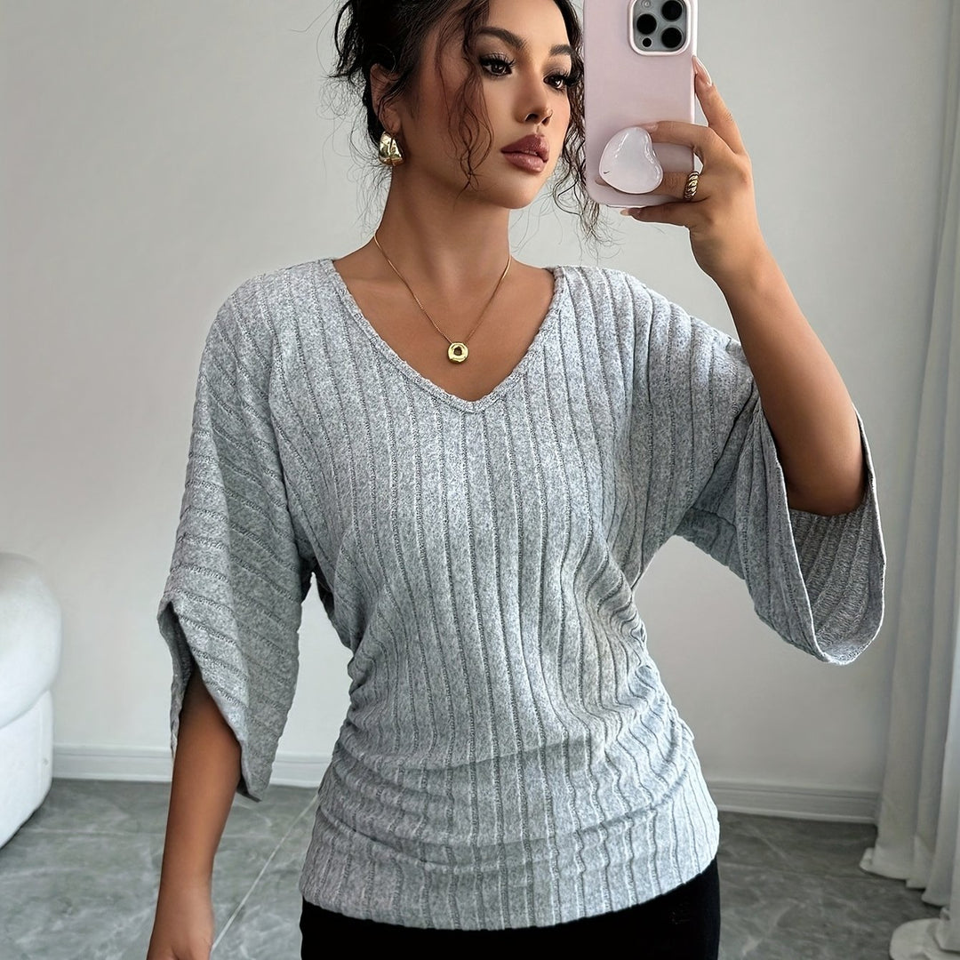 Sybil | Relaxed Ribbed V-Neck Top