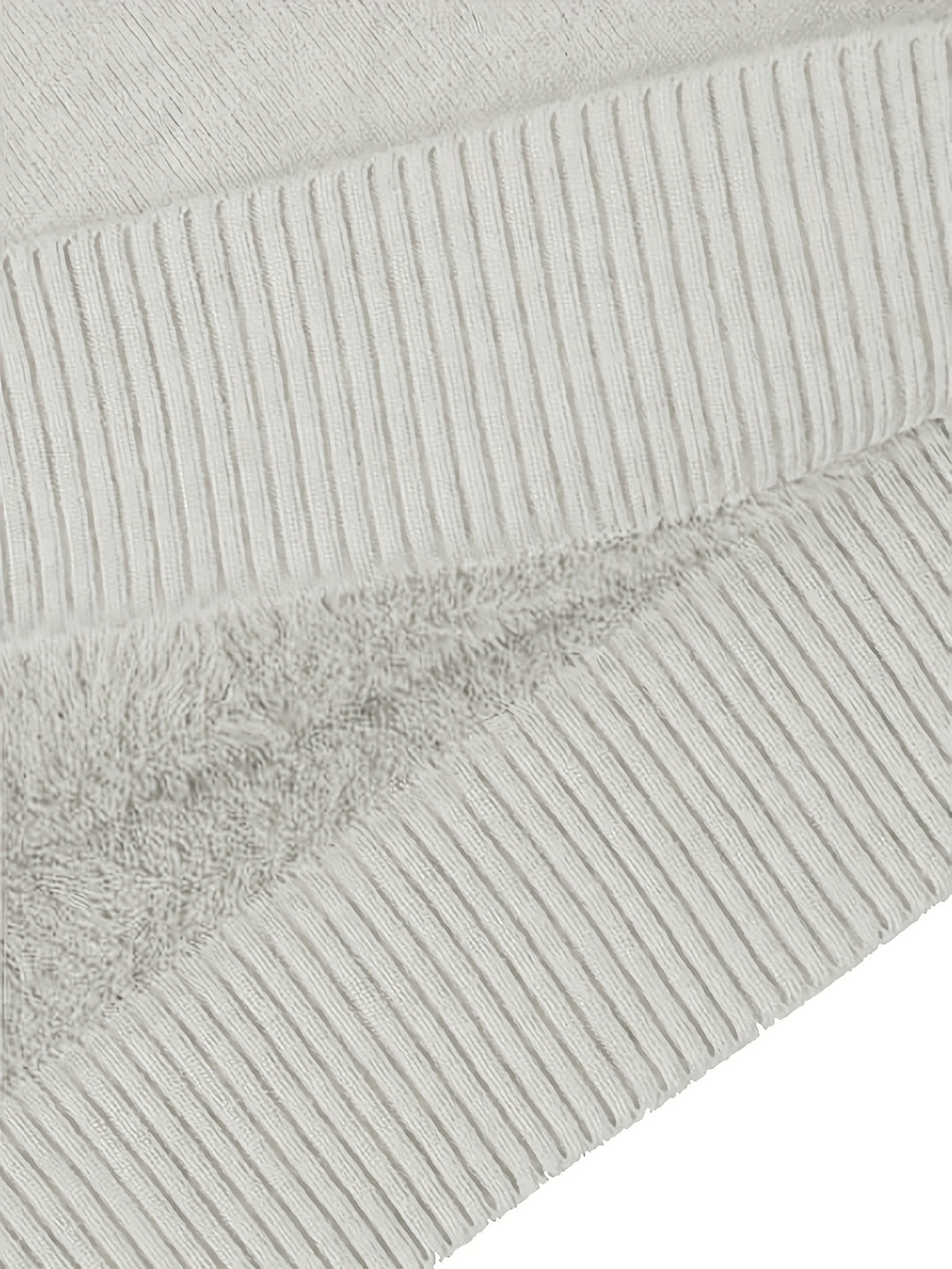 Theodora | Cosy High-Neck Jumper