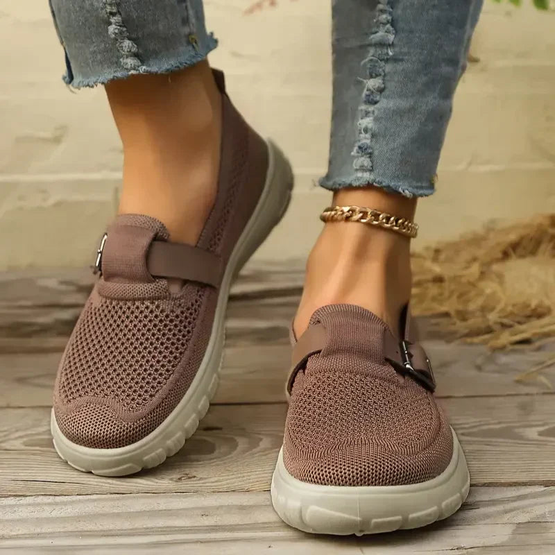 Daphne | Buckle-Strap Comfort Shoes