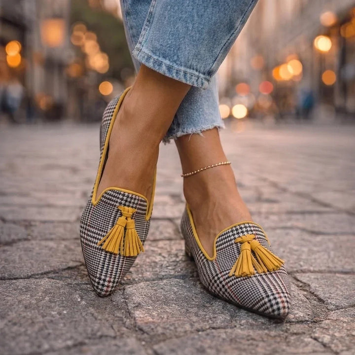 Gabrielle | Pointed-Toe Tassel Flats