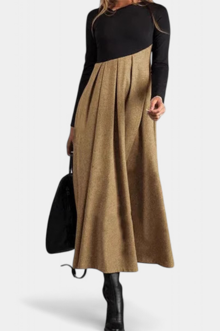 Gwyneth | Panelled Pleated Maxi Dress