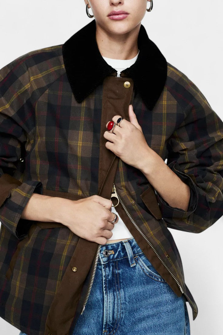 Winona | Timeless Checked Jacket with Contrasting Collar