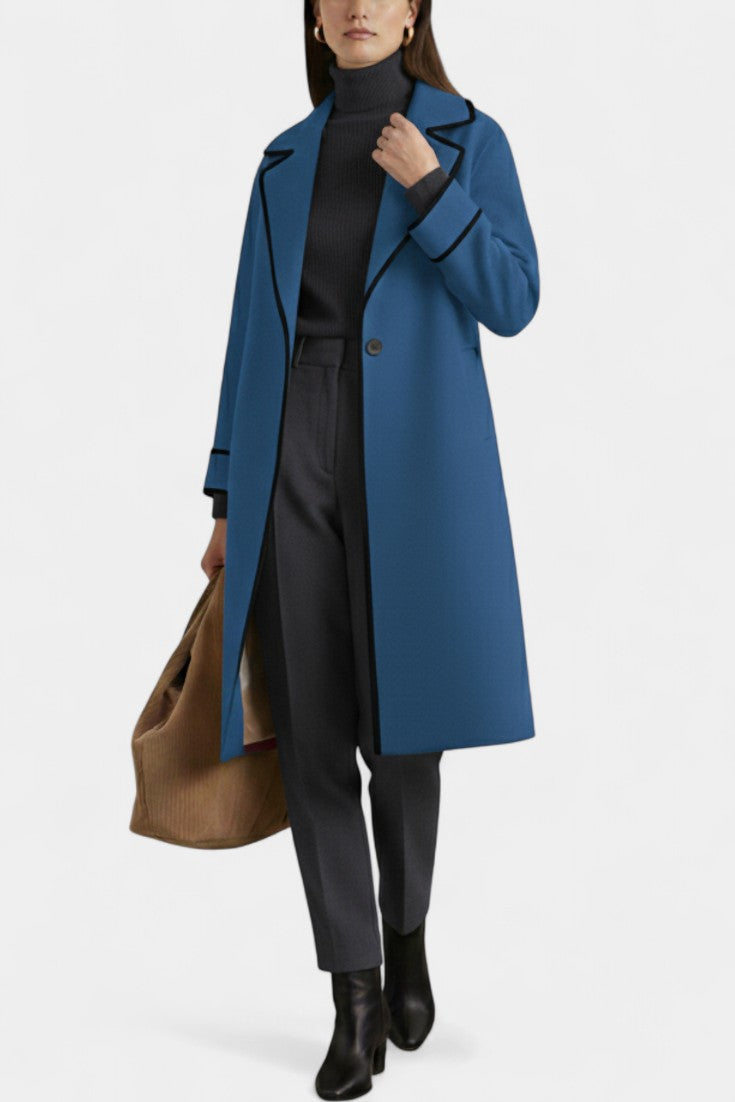 Maura | Wide-Collar Statement Coat