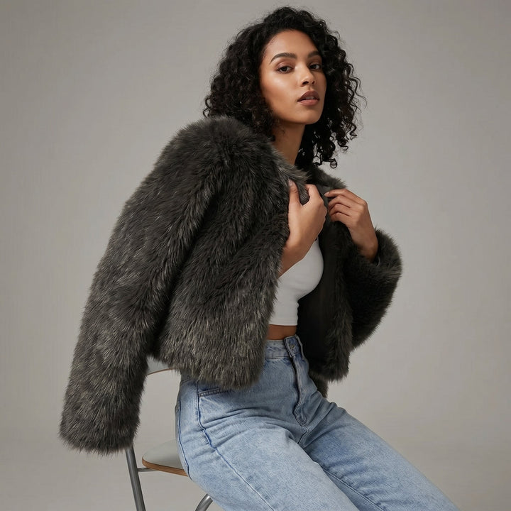 Anastasia | Cropped Plush Jacket