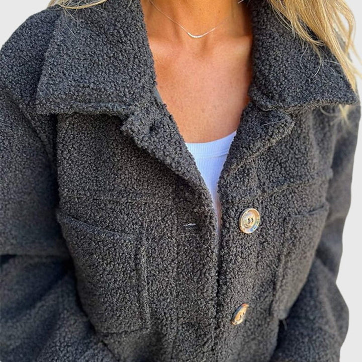 Diane | Cosy Button-Front Jacket