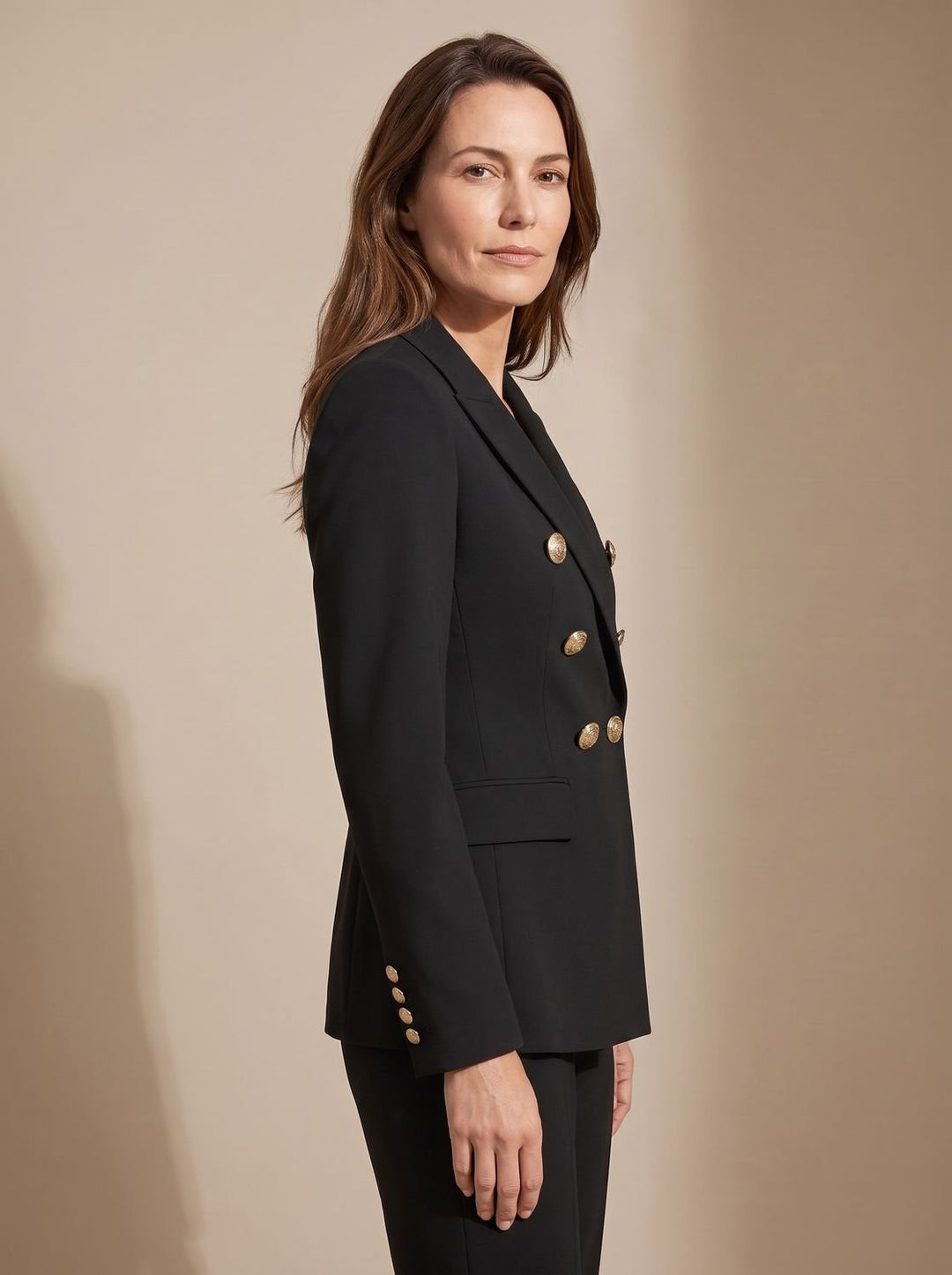 Marianne | Tailored Double-Breasted Gold-Button Blazer